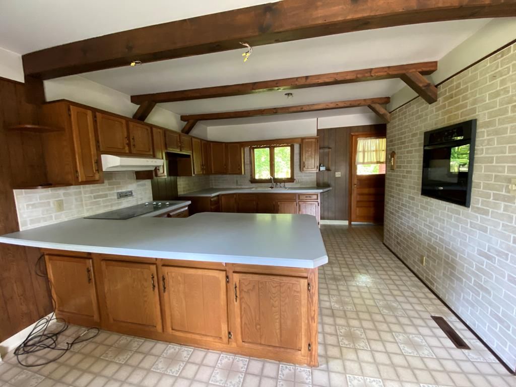 51 Municipal Rd, Mifflintown, PA 17059